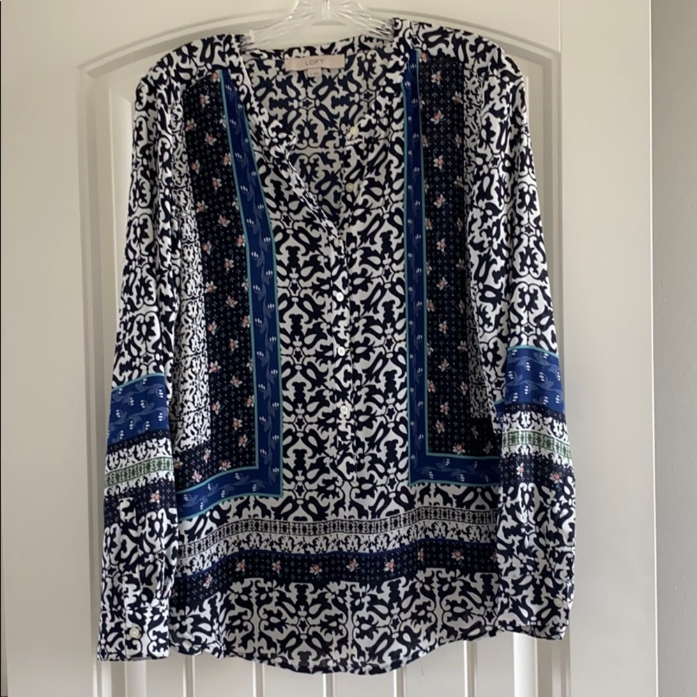 Loft Blouse. Size Medium. EUC.